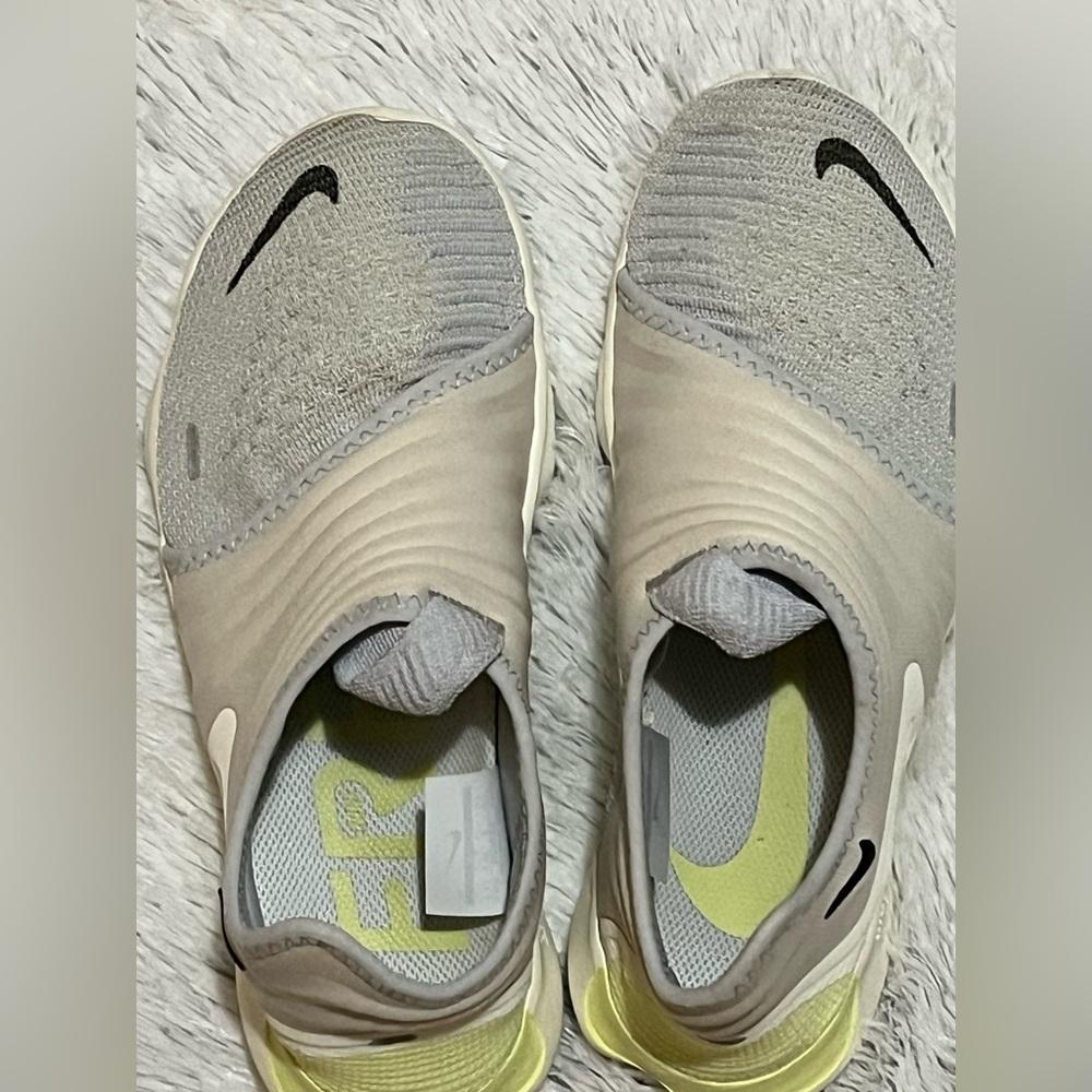 Nike Frees